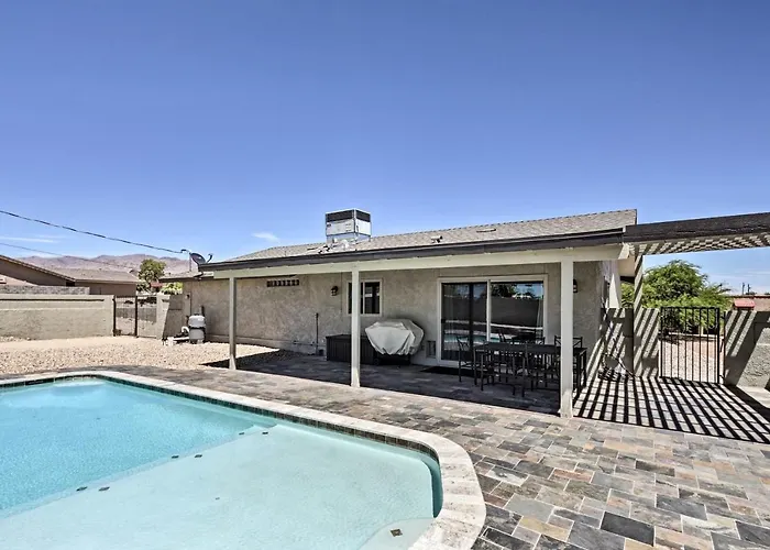 Hébergement de vacances Near Marina: W/ Pool & Views In Havasu! *