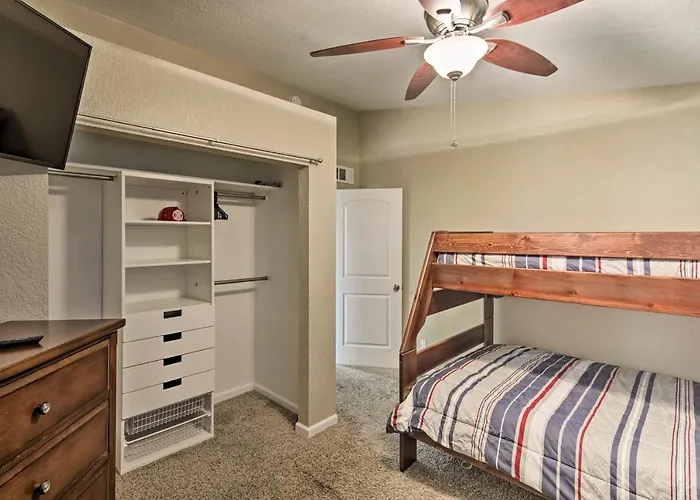 Near Marina: W/ Pool & Views In Havasu! *